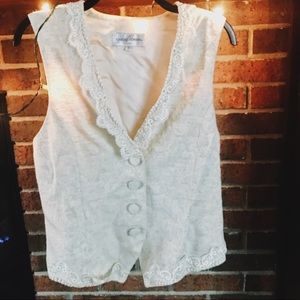 *SALE* Vintage cream vest with lace